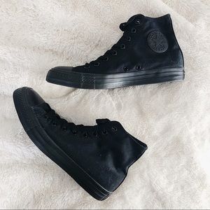 ✨ NEW All Black High Top Converse